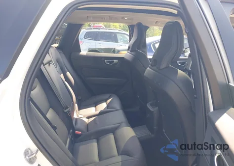 2024 Volvo Xc60 T8 Plus Dark Theme из США, поврежденный, VIN YV4H60DL6R1755096